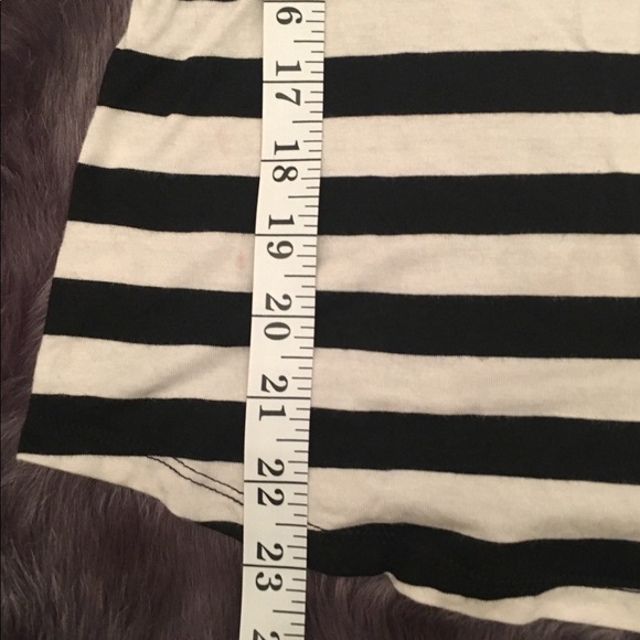Long Sleeve or 3/4 Sleeve Striped Top. - Picture 5 of 8